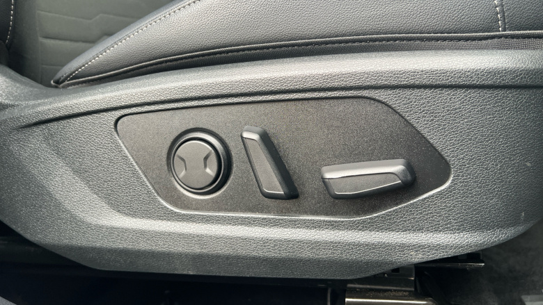 Kia Sportage 1.6T GDi 207 HEV 3 5dr Auto Hybrid Estate